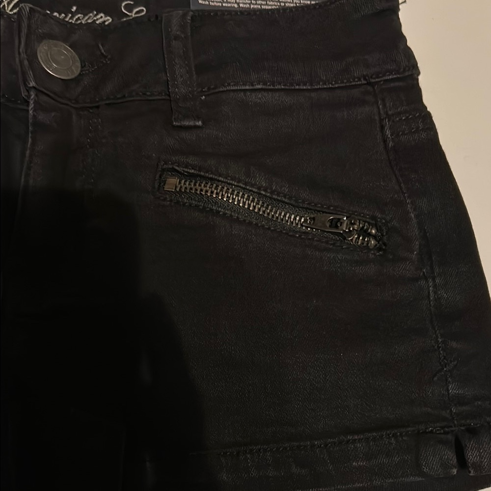 American Eagle Outfitters Black Jean Shorts with zipper detail - Picture 3 of 11